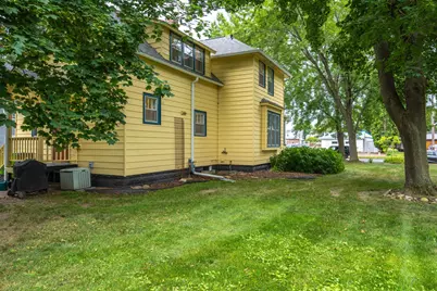 235 W 3rd Street, New Richmond, WI 54017 - Photo 17