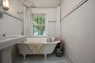 235 W 3rd St, New Richmond, WI 54017 - Photo 27