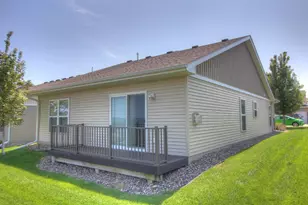 2734 Ridgeview Dr, Red Wing, MN 55066 - Photo 19
