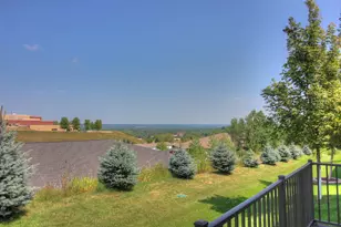 2734 Ridgeview Dr, Red Wing, MN 55066 - Photo 3