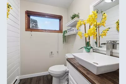 1100 Jones Street, Eveleth, MN 55734 - Photo 17