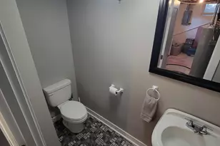 1312 Gettysburg Ave N, Golden Valley, MN 55427 - Photo 25