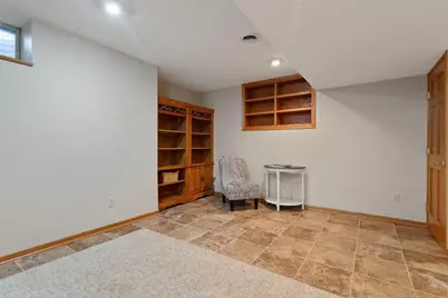 7020 Beacon Circle, Eden Prairie, MN 55346 - Photo 19
