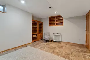 7020 Beacon Cir, Eden Prairie, MN 55346 - Photo 19