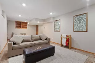 7020 Beacon Cir, Eden Prairie, MN 55346 - Photo 17