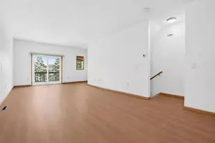 1473 Magnolia Ave E, Saint Paul, MN 55106 - Photo 3