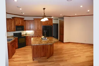 471 Coleman Avenue E, Eden Valley, MN 55329 - Photo 13