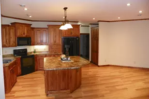 471 Coleman Ave E, Eden Valley, MN 55329 - Photo 13