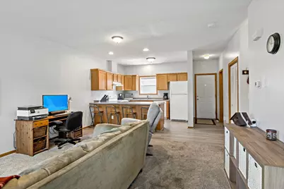 2935 Hemingway Drive, Chaska, MN 55318 - Photo 11