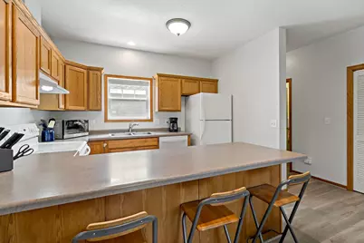 2935 Hemingway Drive, Chaska, MN 55318 - Photo 17