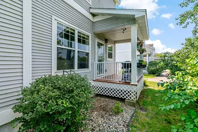 2935 Hemingway Drive, Chaska, MN 55318 - Photo 5