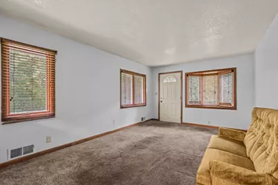 4653 Jackson Street NE, Hilltop, MN 55421 - Photo 9