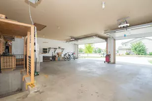 2304 36th St S, Moorhead, MN 56560 - Photo 47