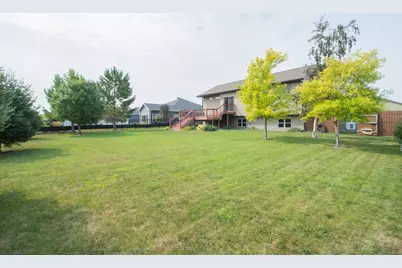 2304 36th Street S, Moorhead, MN 56560 - Photo 43