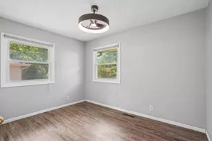 15204 Lead St, Burnsville, MN 55306 - Photo 21