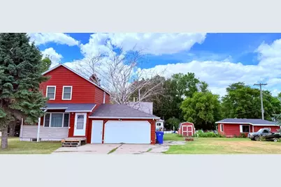 107 7th Street SE, Dilworth, MN 56529 - Photo 3