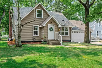 832 Lovell Avenue W, Roseville, MN 55113 - Photo 1