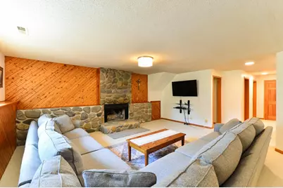 17400 Barrington Court, Minnetonka, MN 55345 - Photo 27