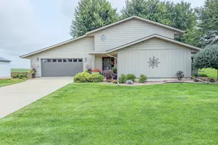 200 N School St, Elkton, MN 55933 - Photo 3