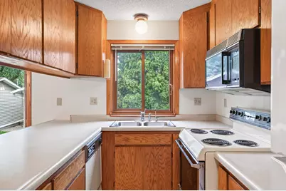 14310 14th Avenue N, Plymouth, MN 55447 - Photo 13