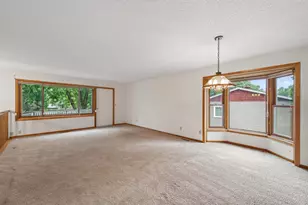 14310 14th Ave N, Plymouth, MN 55447 - Photo 3