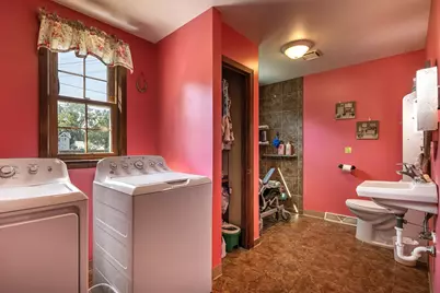 681 W 5th Street, Winona, MN 55987 - Photo 7
