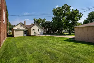 681 W 5th St, Winona, MN 55987 - Photo 15