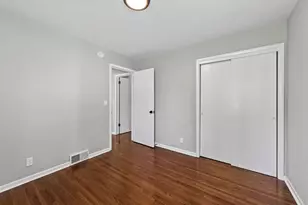 2124 Dixon Dr, Bloomington, MN 55431 - Photo 17