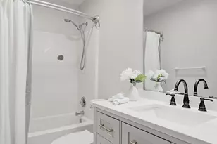 815 Ravoux Cir, Chaska, MN 55318 - Photo 17