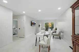 815 Ravoux Cir, Chaska, MN 55318 - Photo 5