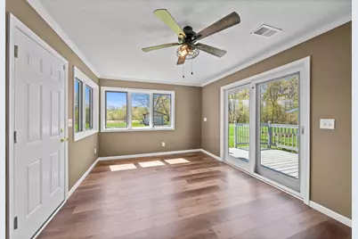830 W 4th Street, Rush City, MN 55069 - Photo 3