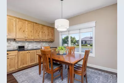 1290 Parkview Court, Shakopee, MN 55379 - Photo 23