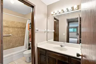 2495 Canabury Dr, Little Canada, MN 55117 - Photo 23