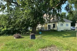 206 E 3rd St, Starbuck, MN 56381 - Photo 7