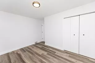6412 Indiana Ave N, Brooklyn Center, MN 55429 - Photo 11