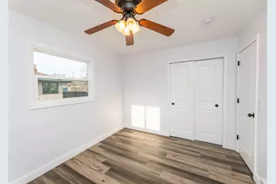 6412 Indiana Avenue N, Brooklyn Center, MN 55429 - Photo 13