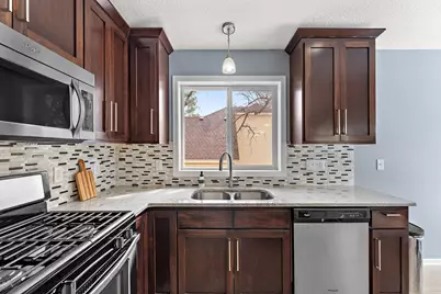 2241 7th Street N, North Saint Paul, MN 55109 - Photo 11