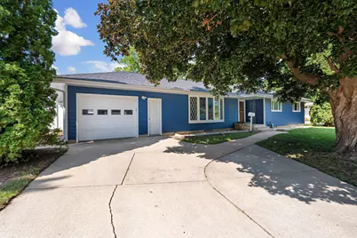 105 21st Street NW, Austin, MN 55912 - Photo 1