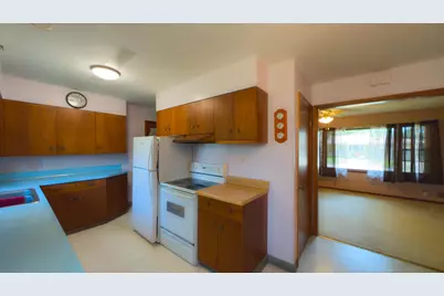 2214 Milo Avenue, Albert Lea, MN 56007 - Photo 3
