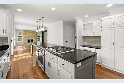 1504 Fairfield Road S, Minnetonka, MN 55305 - Photo 9