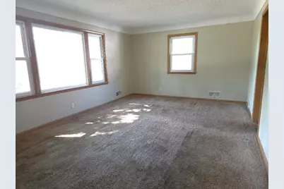 2744 Matilda Street, Roseville, MN 55113 - Photo 9