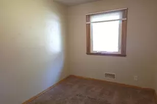 2744 Matilda St, Roseville, MN 55113 - Photo 11