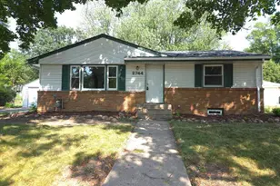 2744 Matilda St, Roseville, MN 55113 - Photo 1