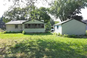 2744 Matilda St, Roseville, MN 55113 - Photo 5