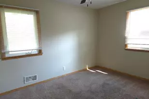 2744 Matilda St, Roseville, MN 55113 - Photo 13