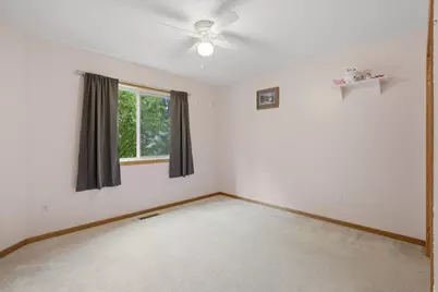 505 Deerwood Court, Hammond, WI 54015 - Photo 11