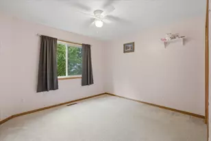505 Deerwood Ct, Hammond, WI 54015 - Photo 11