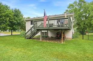 505 Deerwood Ct, Hammond, WI 54015 - Photo 21