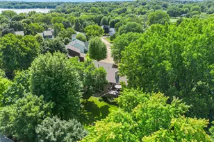 160 Bluff Ridge Ct, Chanhassen, MN 55317 - Photo 63