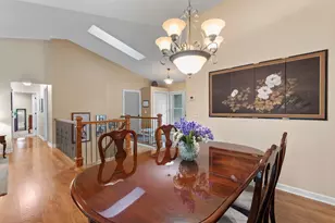 160 Bluff Ridge Ct, Chanhassen, MN 55317 - Photo 19